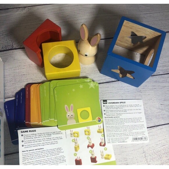 Bunny Peek-A-Boo Game By SmartGames - Picture 7 of 8